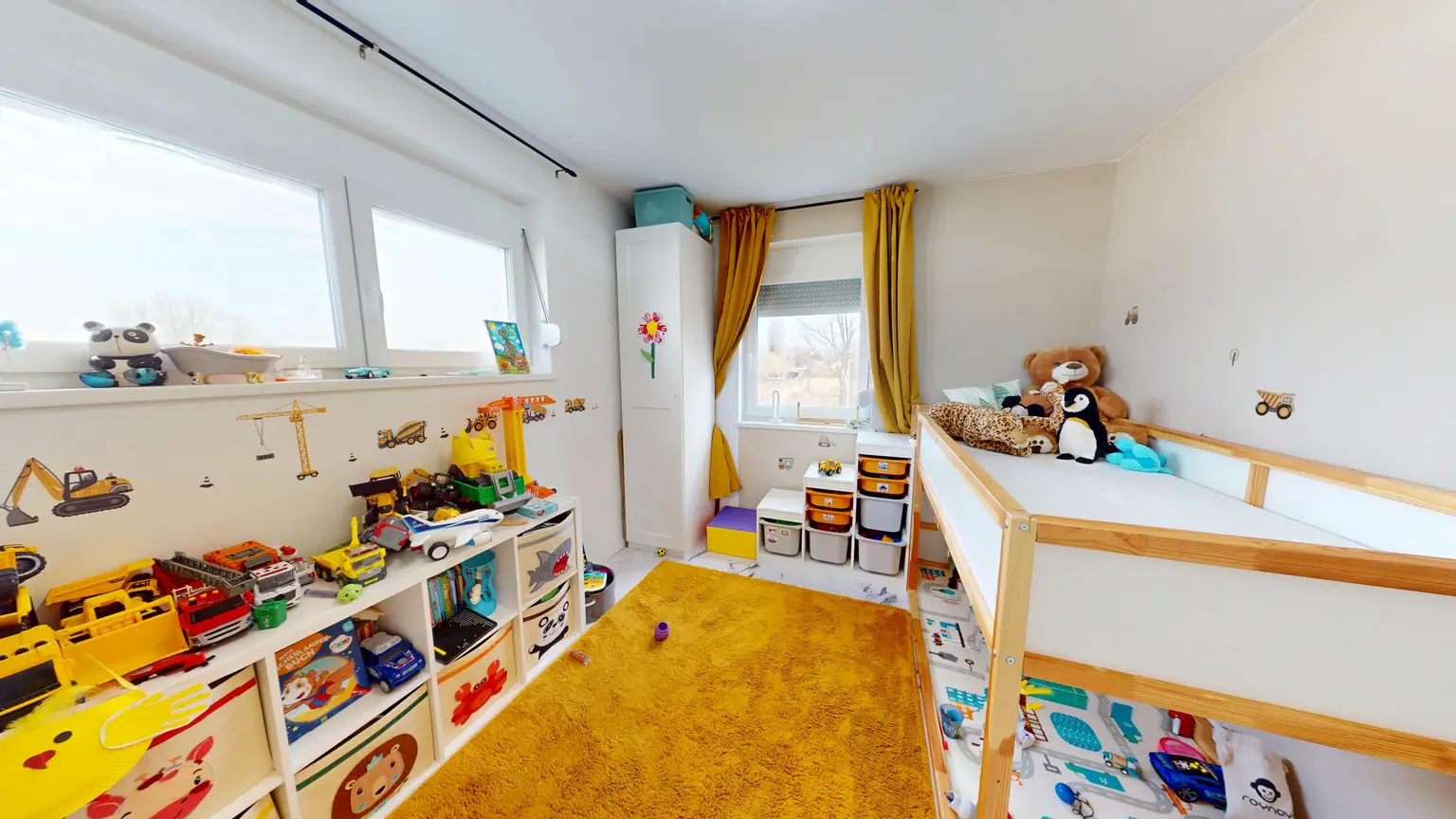 Moderne Doppelhaushälfte in Ruhelage