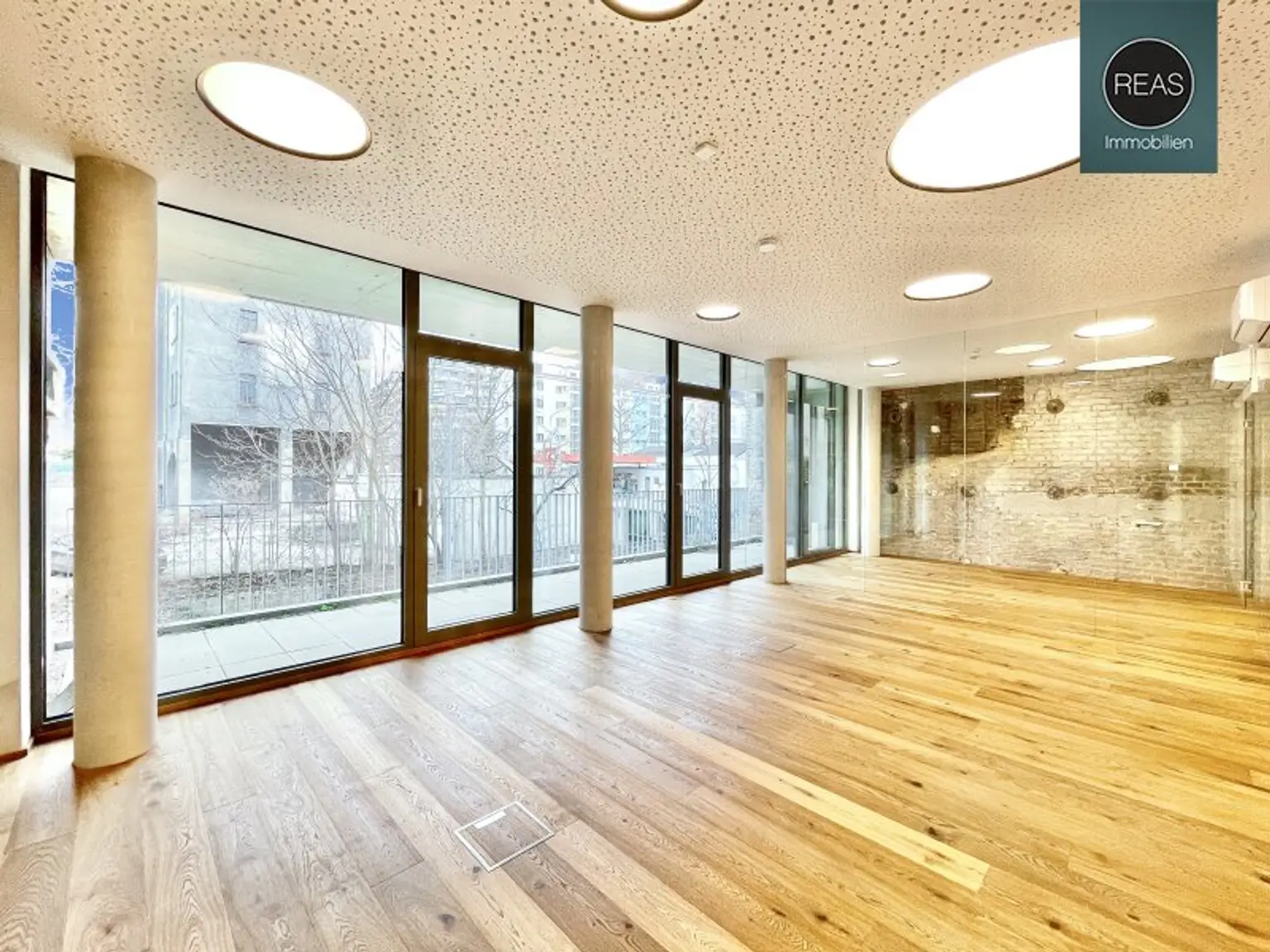 Sehr gut ausgestattetes Loft mit 2 Terrassen in der Brotfabrik Wien!