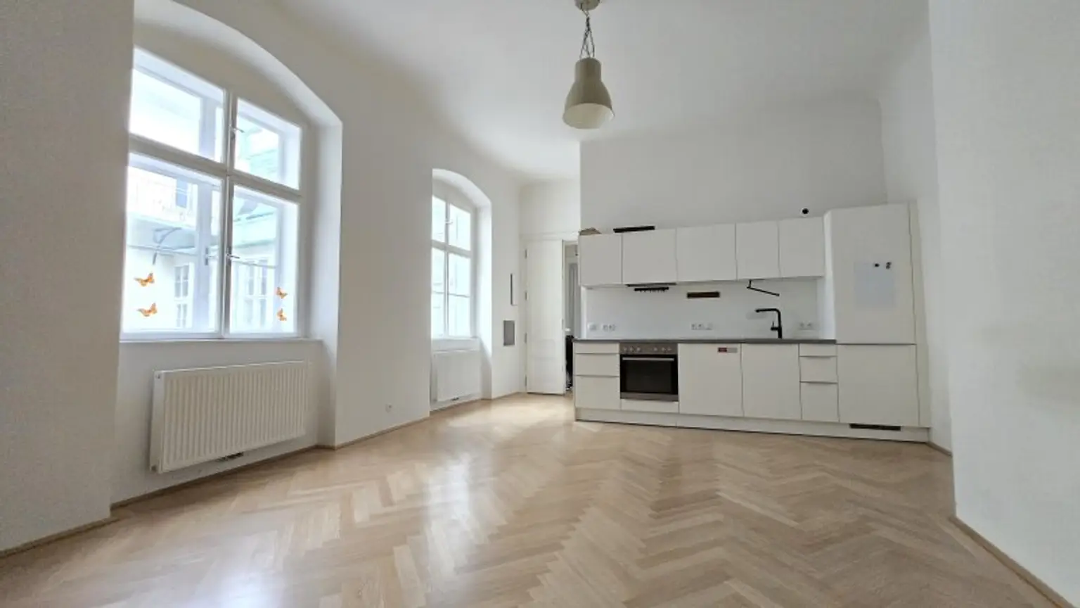 Traumhafte 2-Zimmer-Altbauwohnung in super zentraler Innenstadtlage