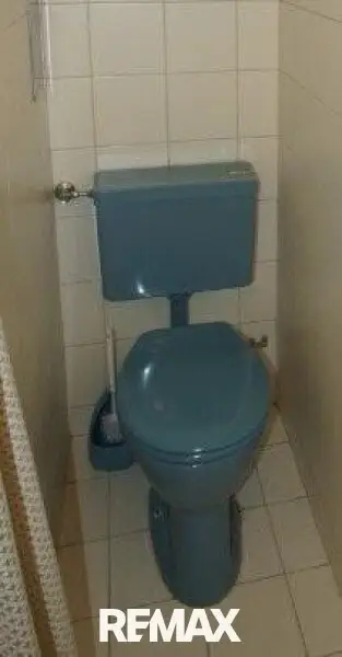 8 WC 1080