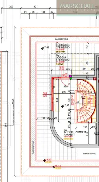Außergewöhnliche Doppelhaus-Hälfte mit Pool