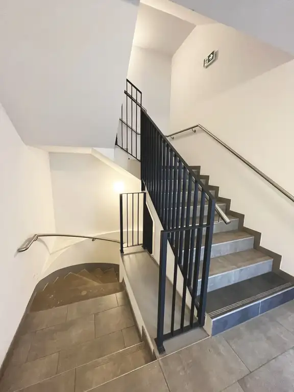Stiegenhaus OG3 I