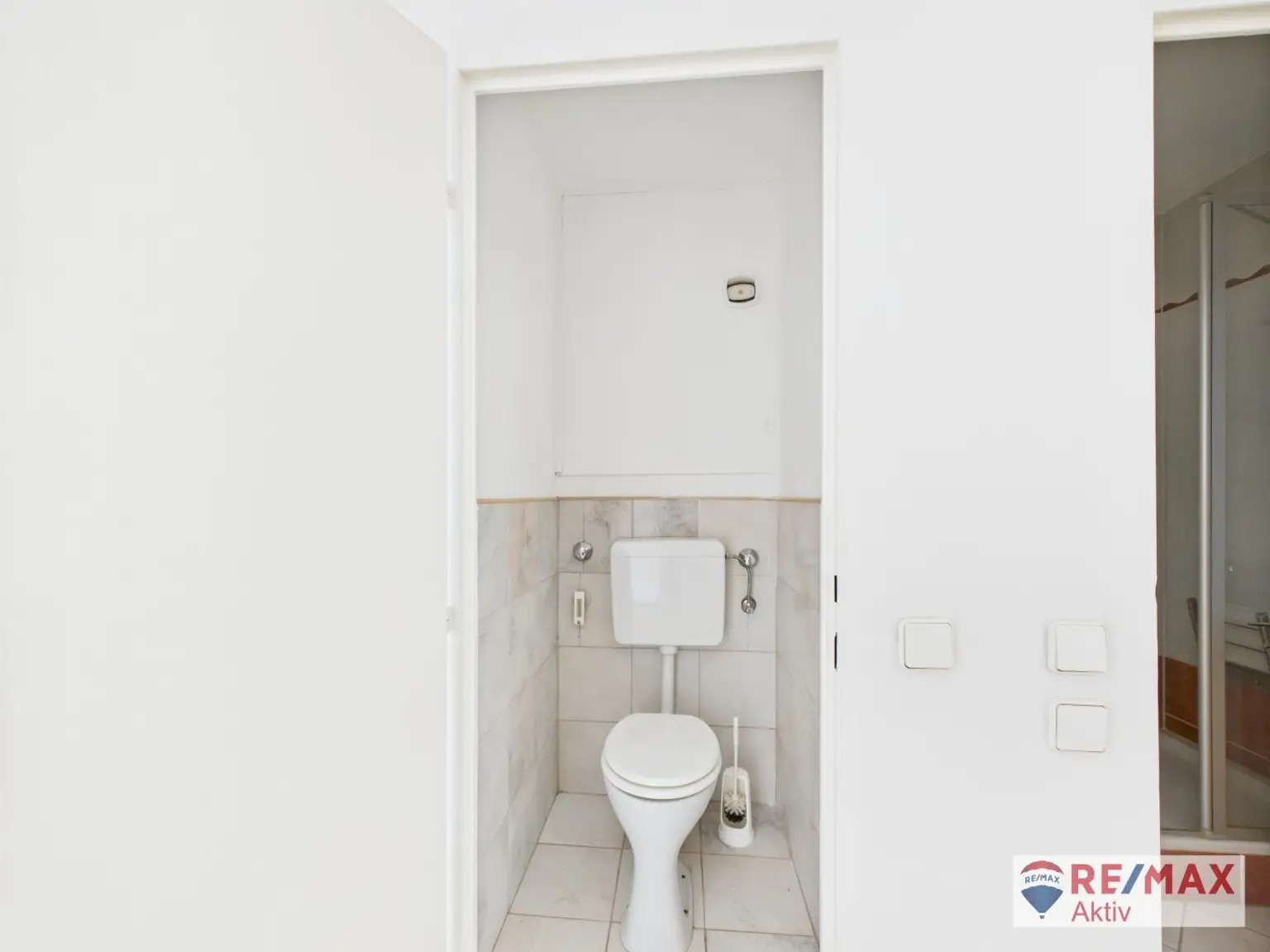 Helle Dachgeschosswohnung mit Loggia in der Auvorstadt