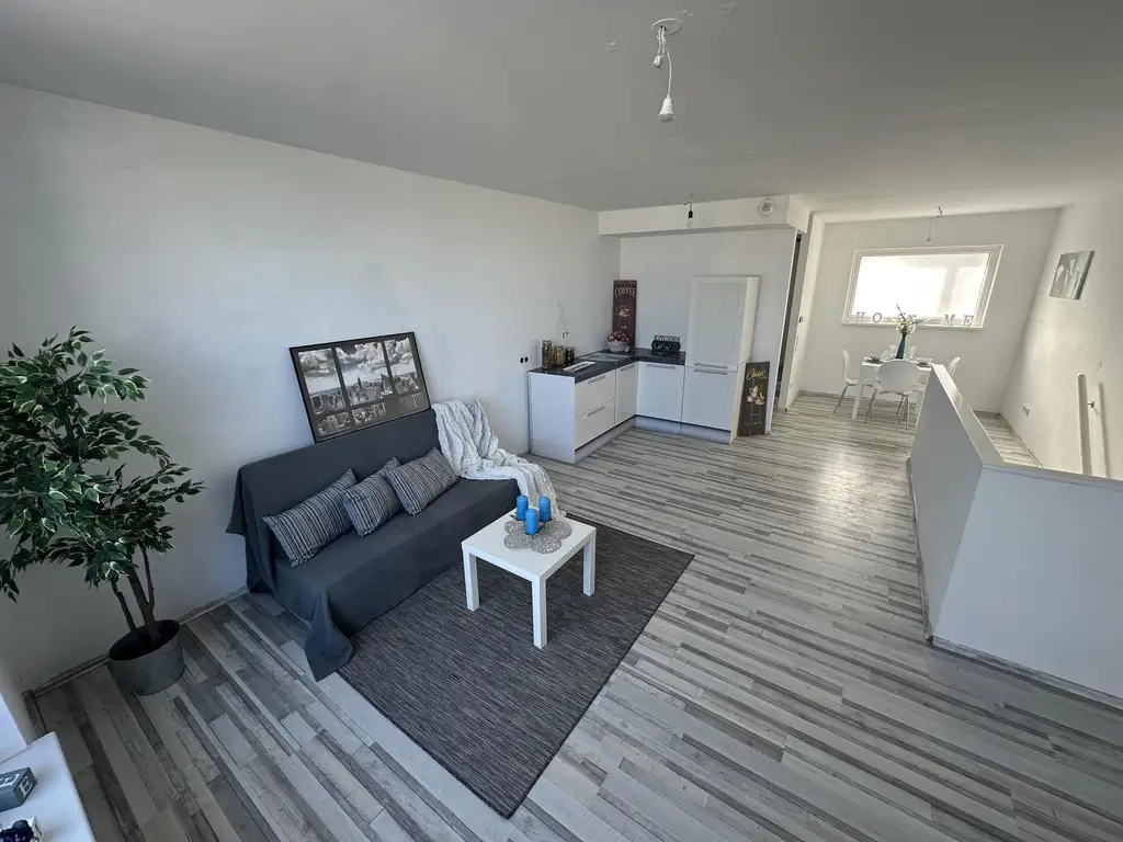 3-Zimmer-Maisonette mit Terrasse