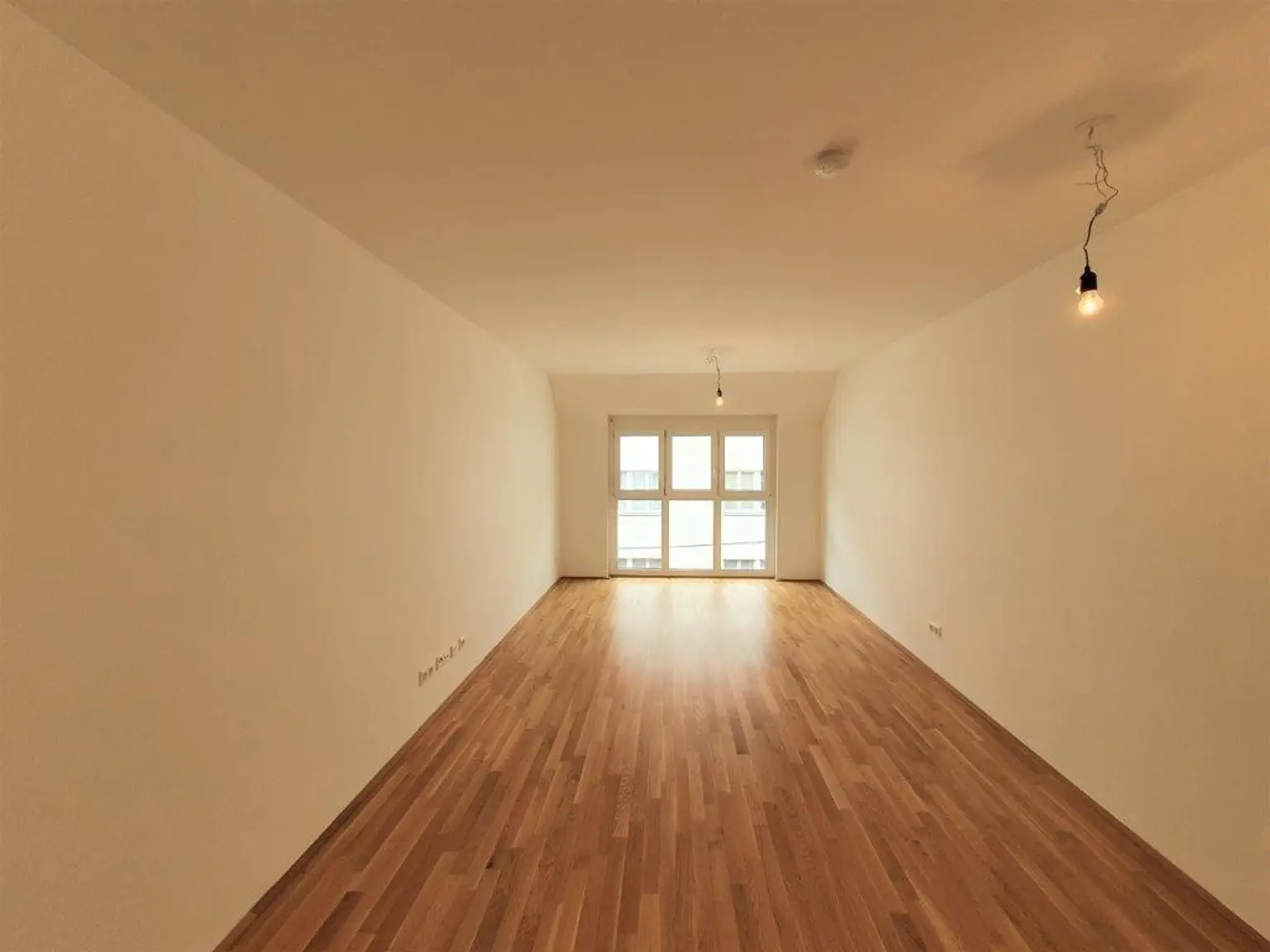 Helle Neubauwohnung, großzügige Aufteilung // Nähe U6!!