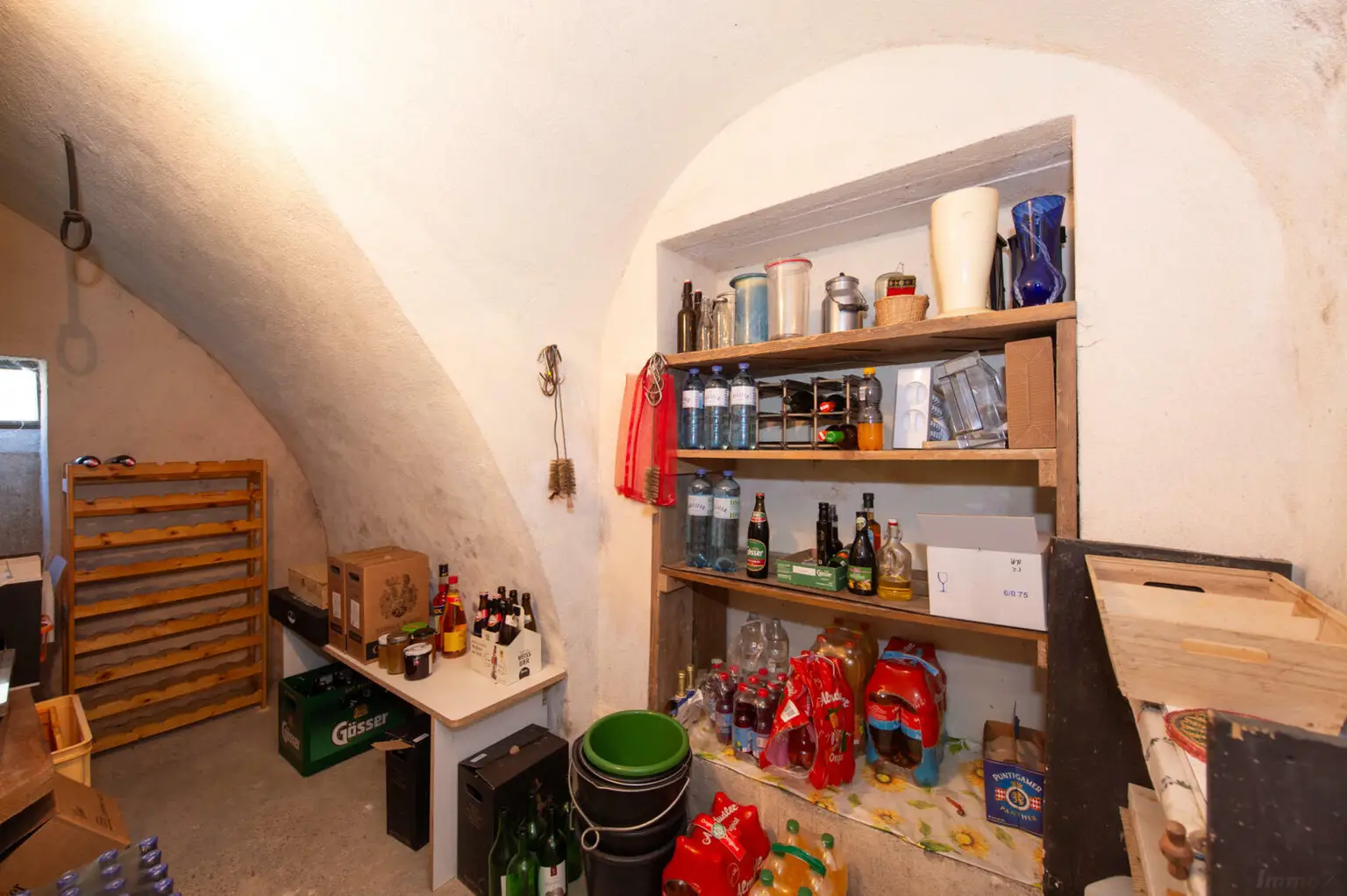 Großzügiges Einfamilienhaus mit viel Platz, hohem Potenzial und hoher Bebauungsdichte – Ideal für Familien oder Investoren