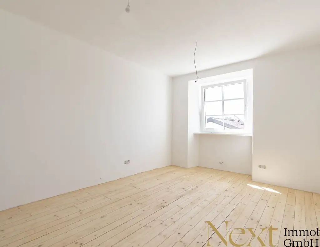 ERSTBEZUG nach Sanierung! Charmante 4-Zimmer-Wohnung mit 2 Bädern im Painherrnhof in Leonding zu vermieten!