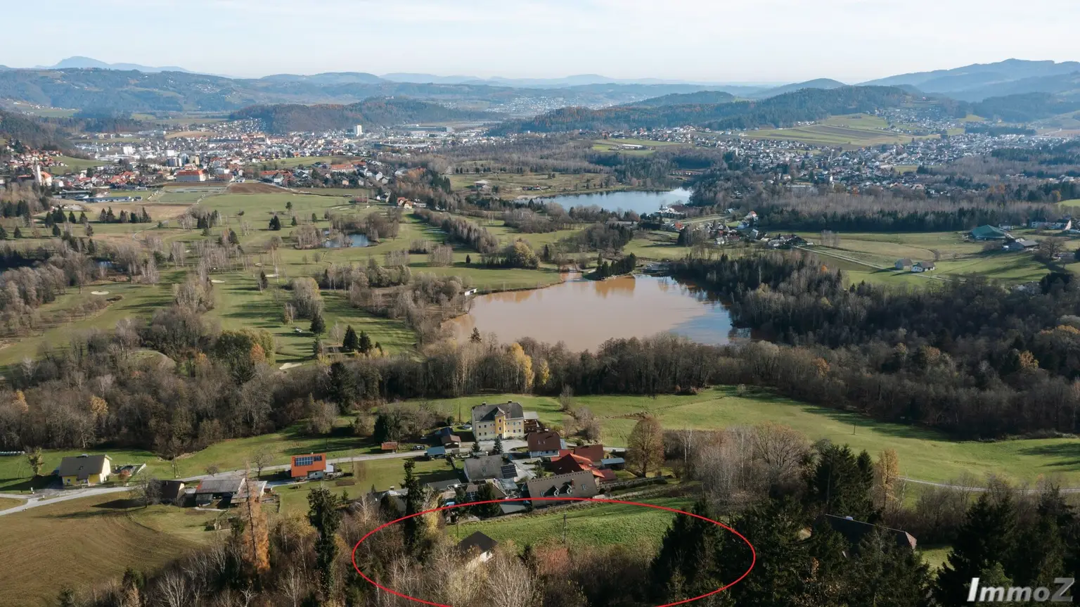 Lage und Blick nach Osten