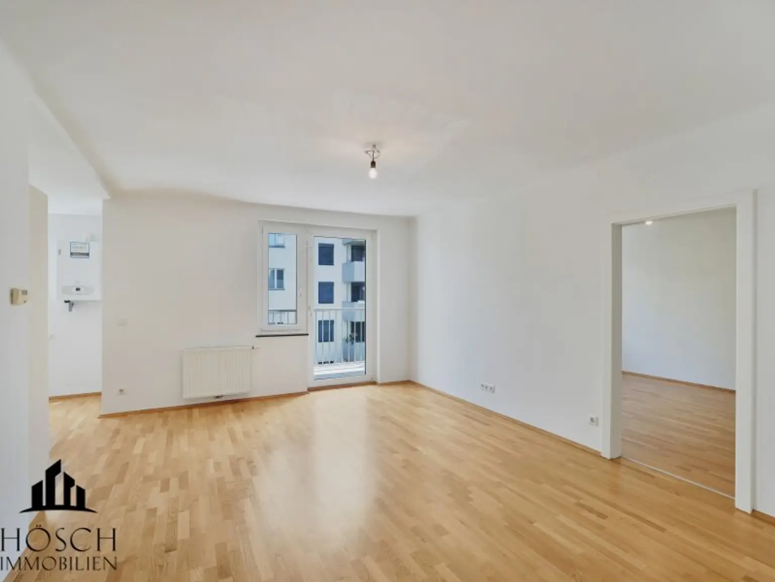 Helle, zentral begehbare 3-Zimmer-Wohnung mit Balkon in Toplage