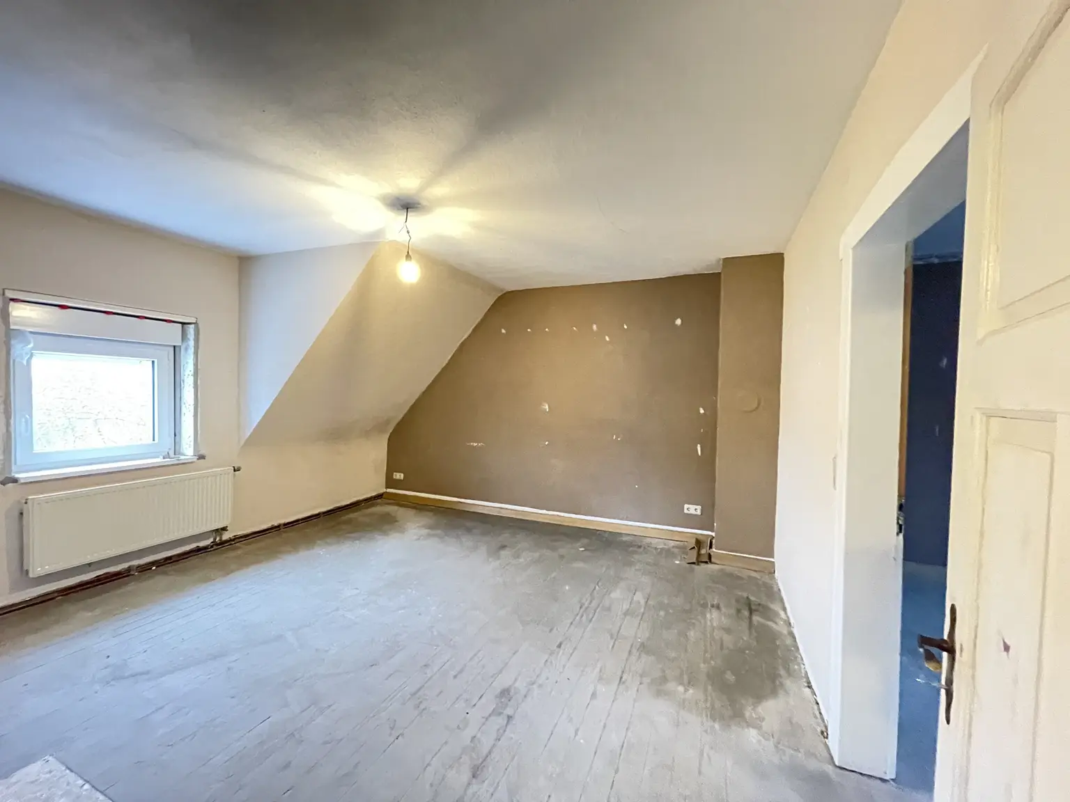 Einfamilienhaus in St. Wendel:
        Alles in Ihrer Nähe ...!