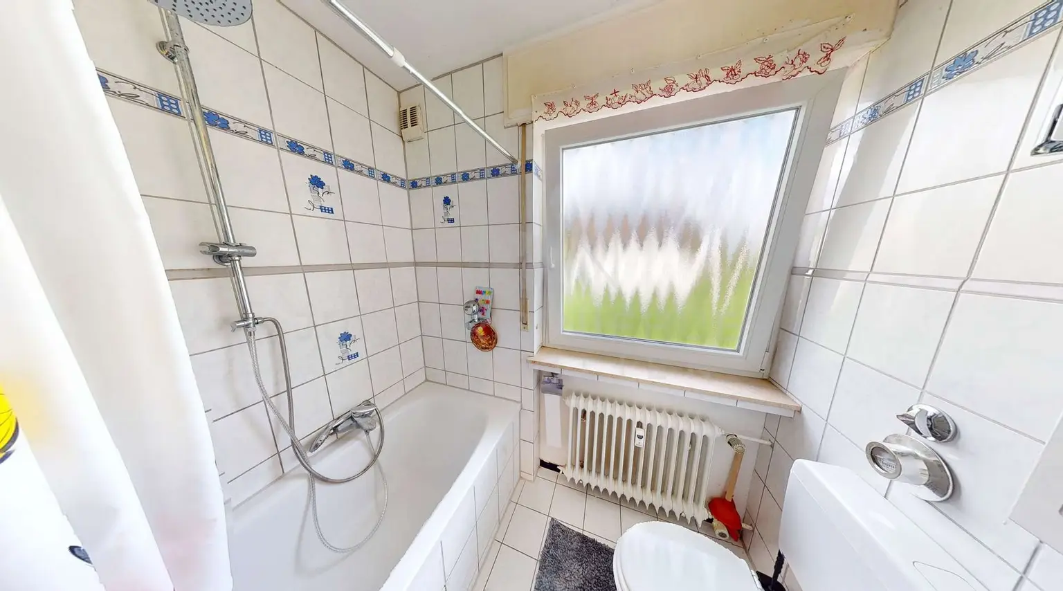 Bad mit Wanne