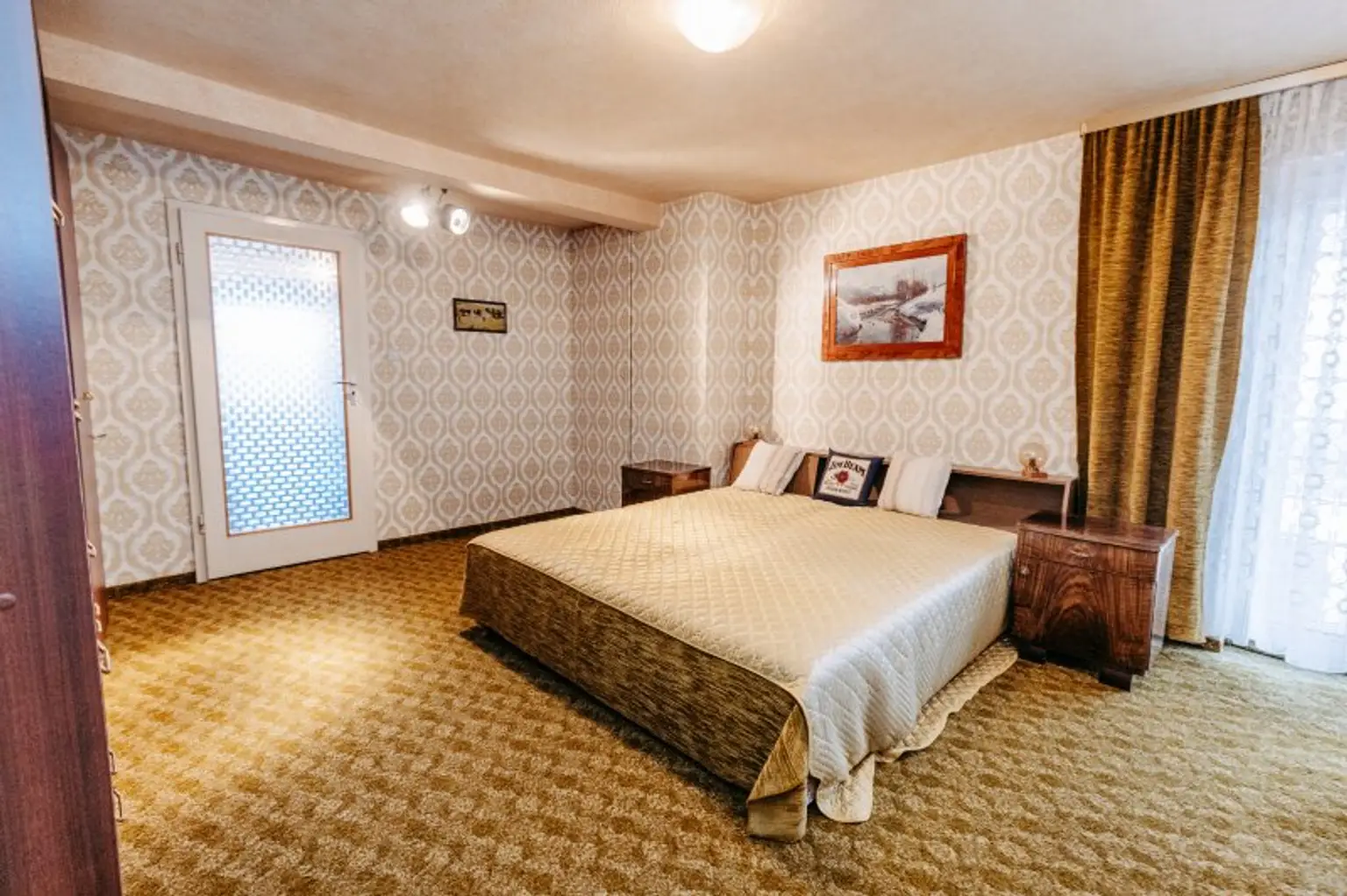 Lassen sie sich von diesem  zentrumsnahen Juwel inspirieren, hier ist der Urlaub zu Hause…