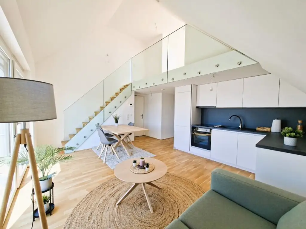 Hier müssen Sie schnell sein - AB SOFORT BEZIEHBAR!! Tolle 3 Zimmerdachgeschosswohnung + zwei Terrassen! Absolute Toplage! U1 Kagranerplatz!