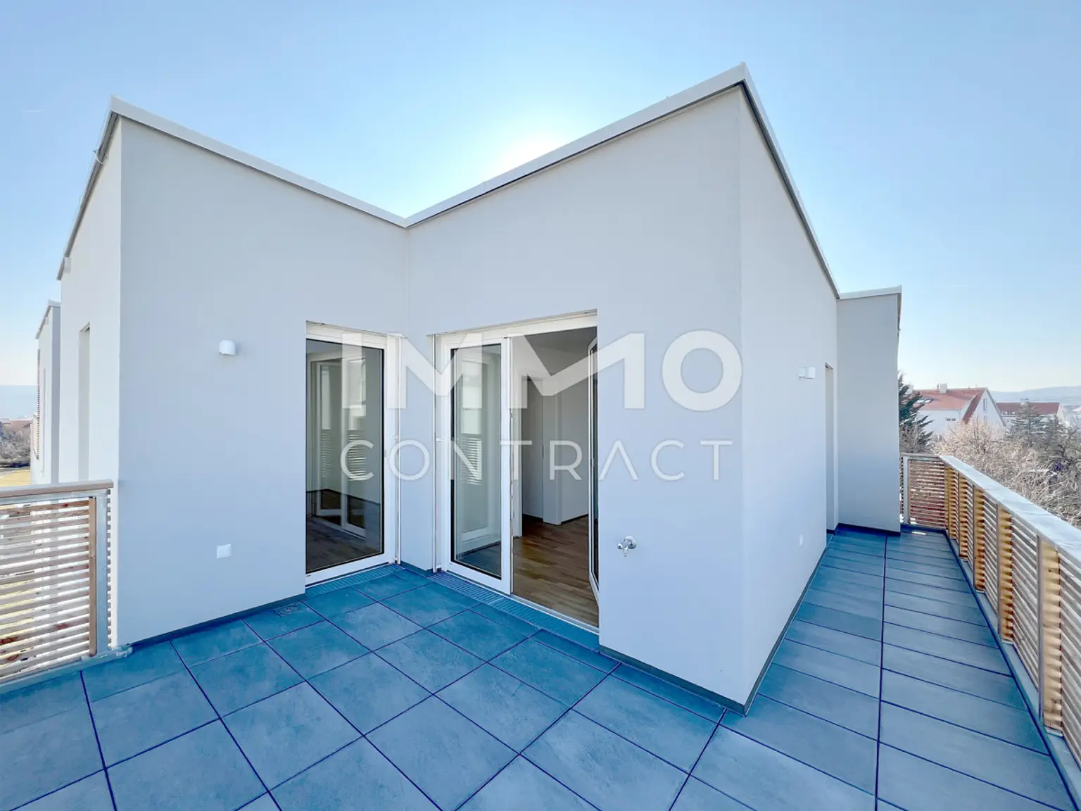 KREMSER WOHNDOMIZIL
3Zi- 84qm- Penthouse-Eigentum 
Lift, Tiefgarage, in beliebter Grünruhelage