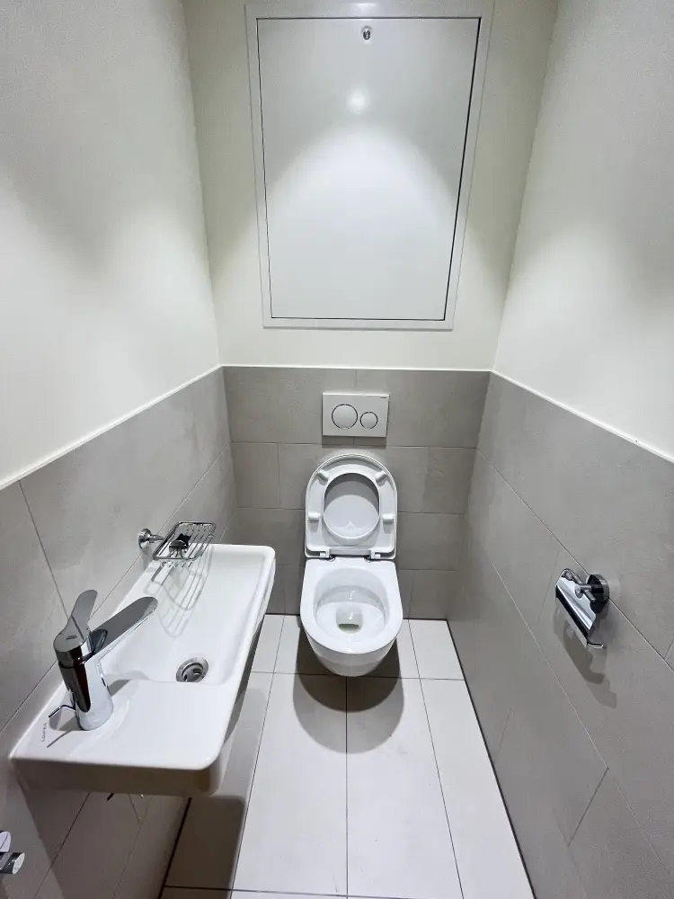 WC EG