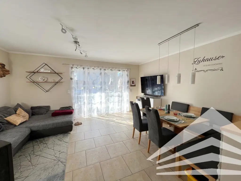 Großzügiges Eckreihenhaus mit Garten & Pool in toller Siedlungslage! 360° Rundgang online!