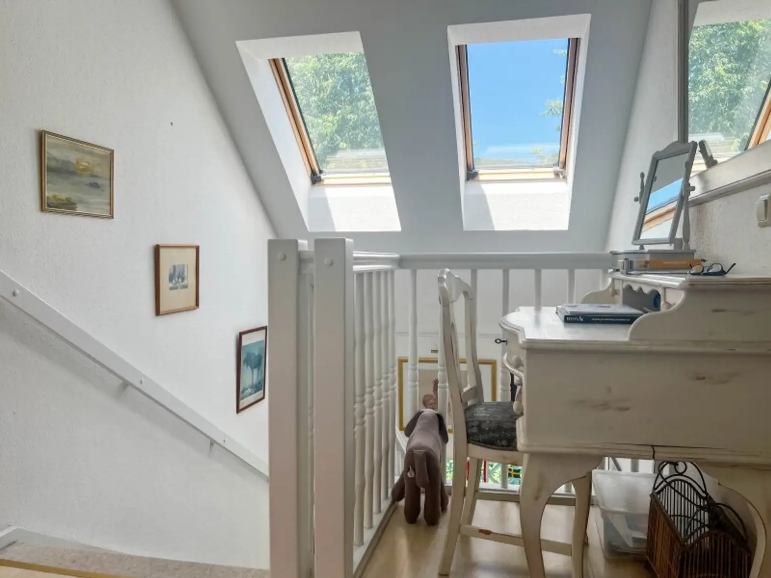 Familienidyll mit Praxisoption in Breitenfurt bei Wien: 6 Zimmer und Pool