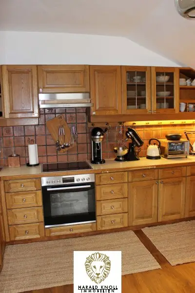 Wohn- und Betriebsgebäude in Natters