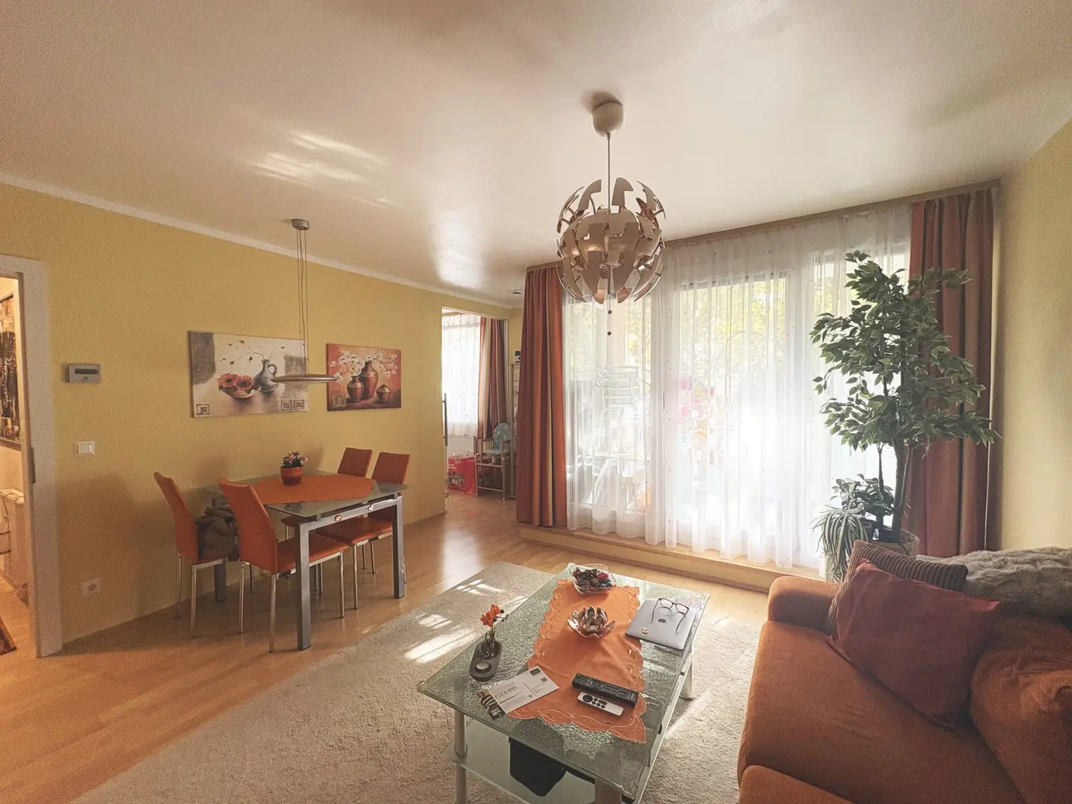 Wohnzimmer II