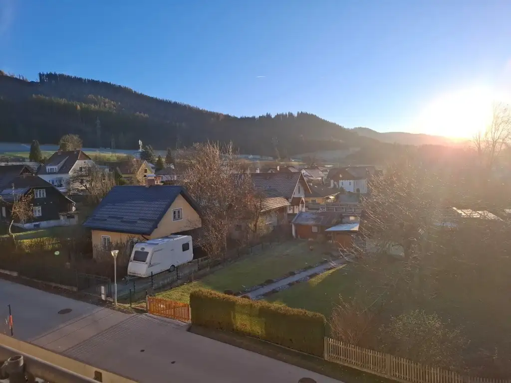 Gepflegte 2-Zimmer-Wohnung mit Küchenblock und Loggia in Langenwang im Mürztal zu mieten !