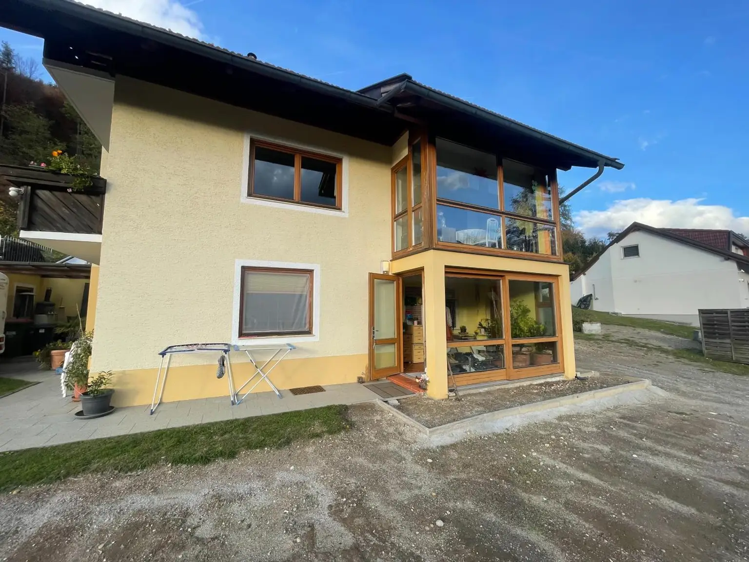 Wohnhaus mit großzügigem Grundstück,  Finkenstein-Mallenitzen