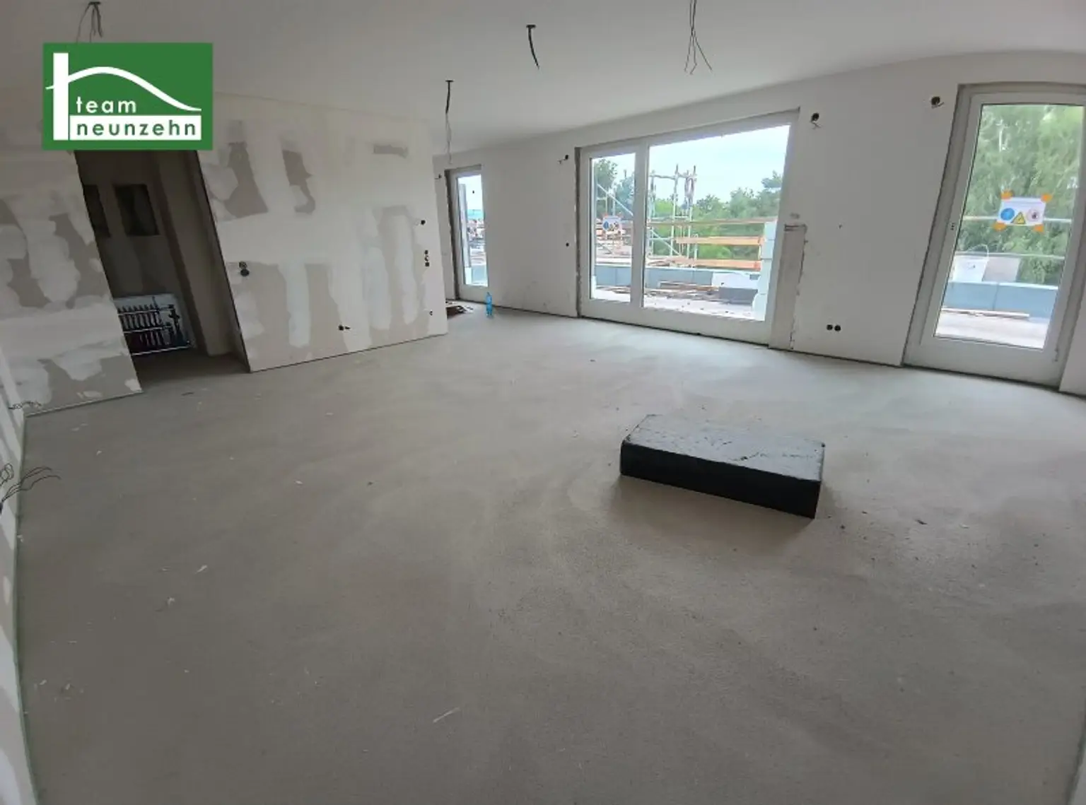Ruheoase: Dachgeschosswohntraum mit großer privater Außenfläche inklusive Klimaanlage und Sonnenschutz! FLORIANI – Quartier am Tullnerfeld - Ruhelage mit optimaler Anbindung