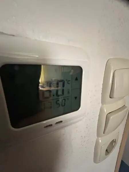 2776 m² Grund + Charmantes Einfamilienhaus im Sonnigen  Himmelberg mit Garten, + Garage & Werkstatt für 199.000 €