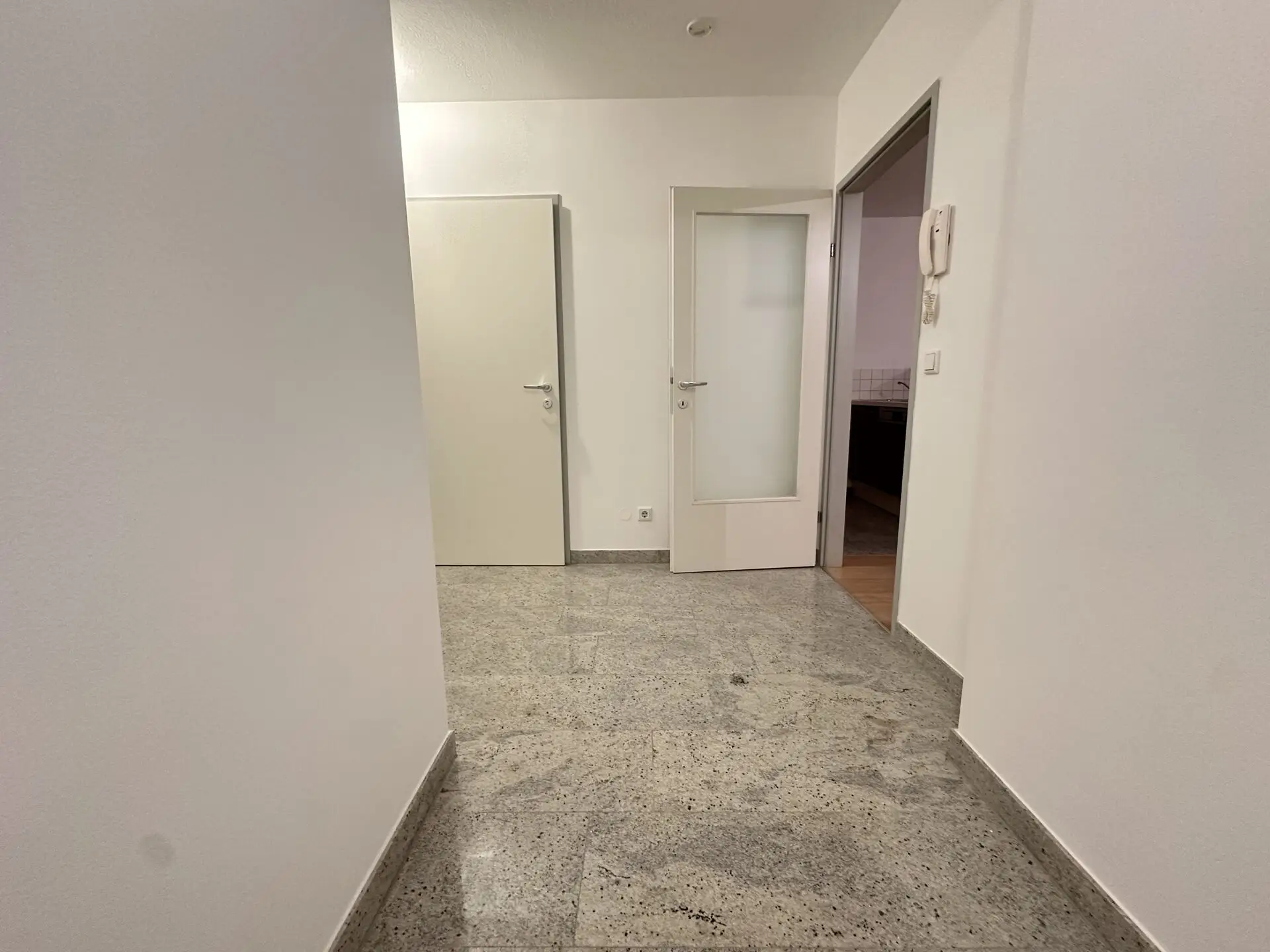 20251202_153324956_iOS