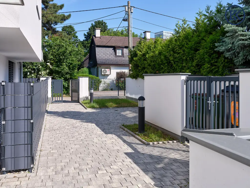 Traumhafte Gartenwohnung in Top-Lage nahe UNO City – Sofort beziehbar!