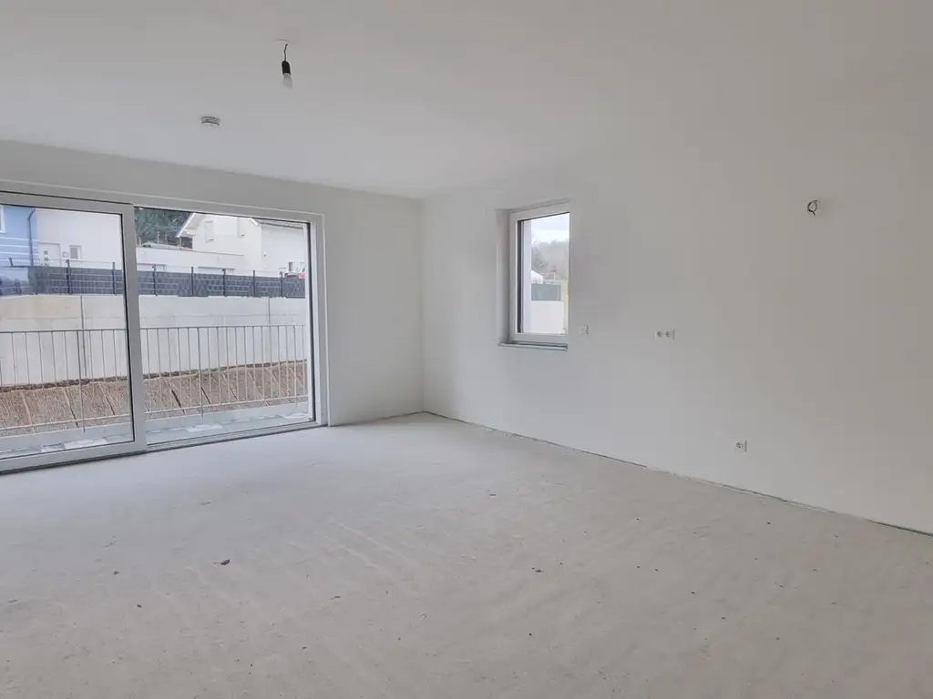 4-ZIMMER NEUBAUWOHNUNG IN SONNIGER RUHELAGE