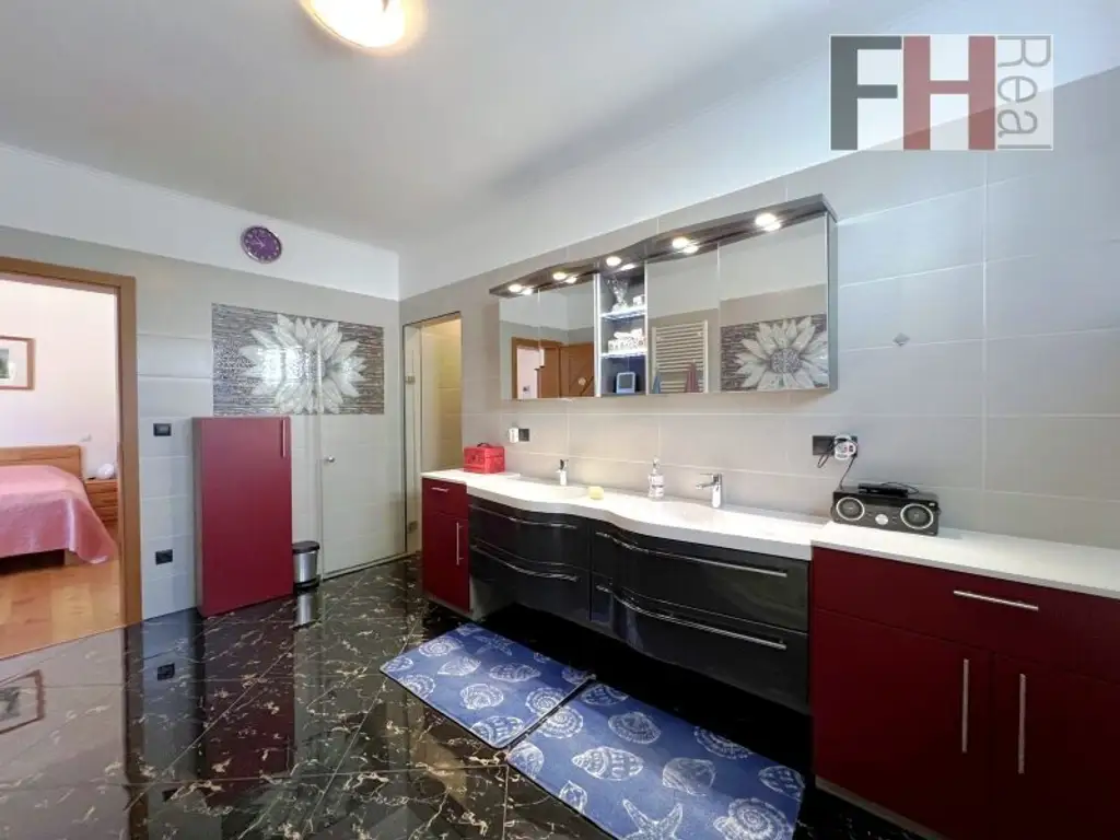 Exklusives Einfamilienhaus mit TOP-Ausstattung in guter Gablitzer Lage!