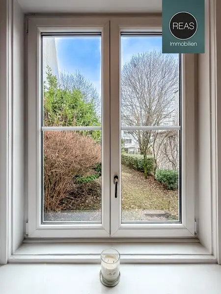 Provisionsfrei: Traumhaftes Stadthaus mit Garten in Gersthofer Bestlage!