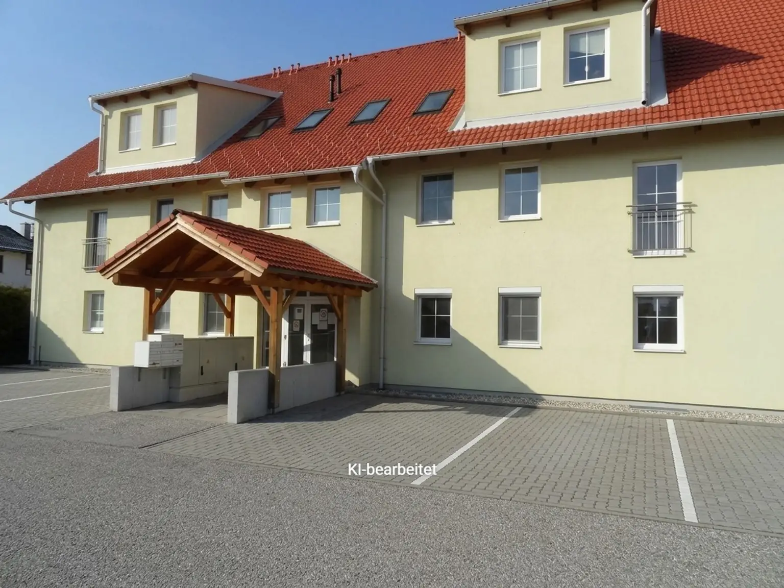 MIETWOHNUNG in SCHNELLBAHNNÄHE mit Fußbodenheizung, Parkplatz und großem Kellerabteil
