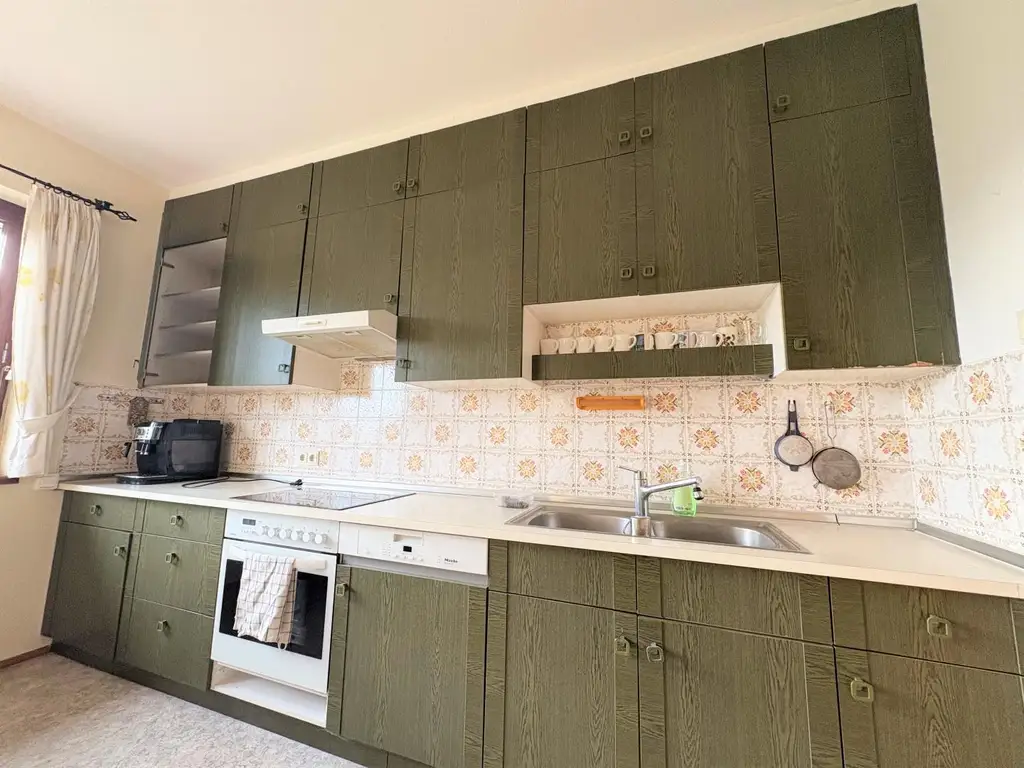 Wohnhaus in ruhiger Siedlungslage