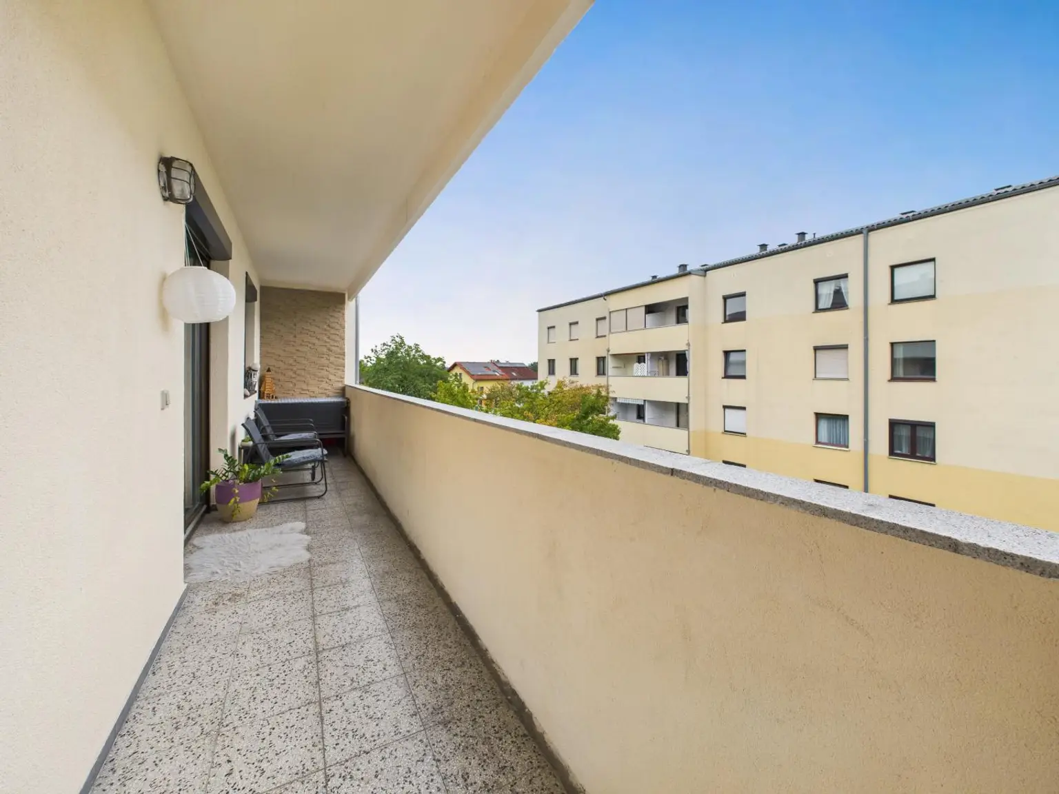 Helle 3-Zimmer Wohnung mit Loggia in Bestlage von Wels