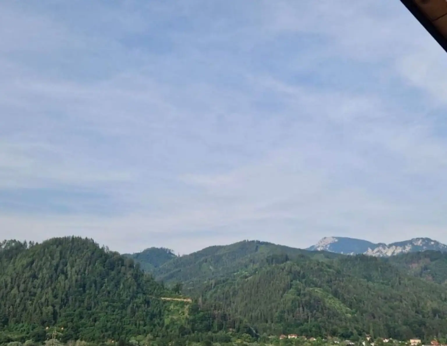 Grundstück mit Traumaussicht in Hanglage