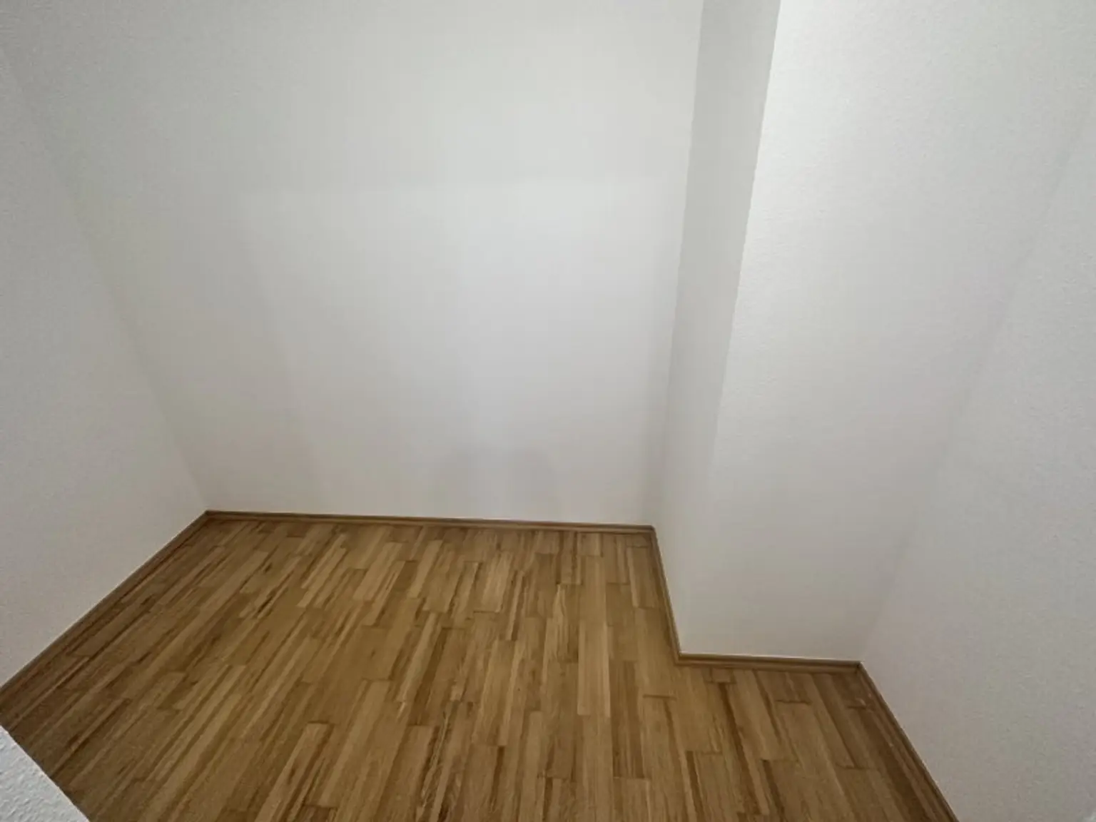 66m² Wohnung mit Garten in schönem Altbau für nur 399.000 €
