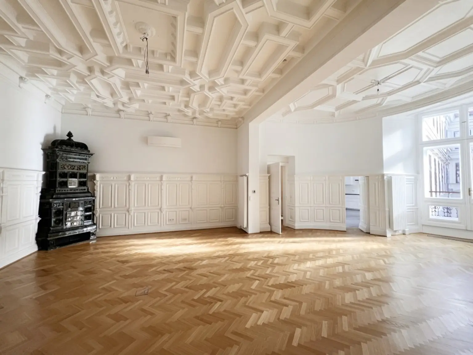 UNBEFRISTET: Prachtvolle Altbauwohnung der absoluten Königsklasse beim Schottentor