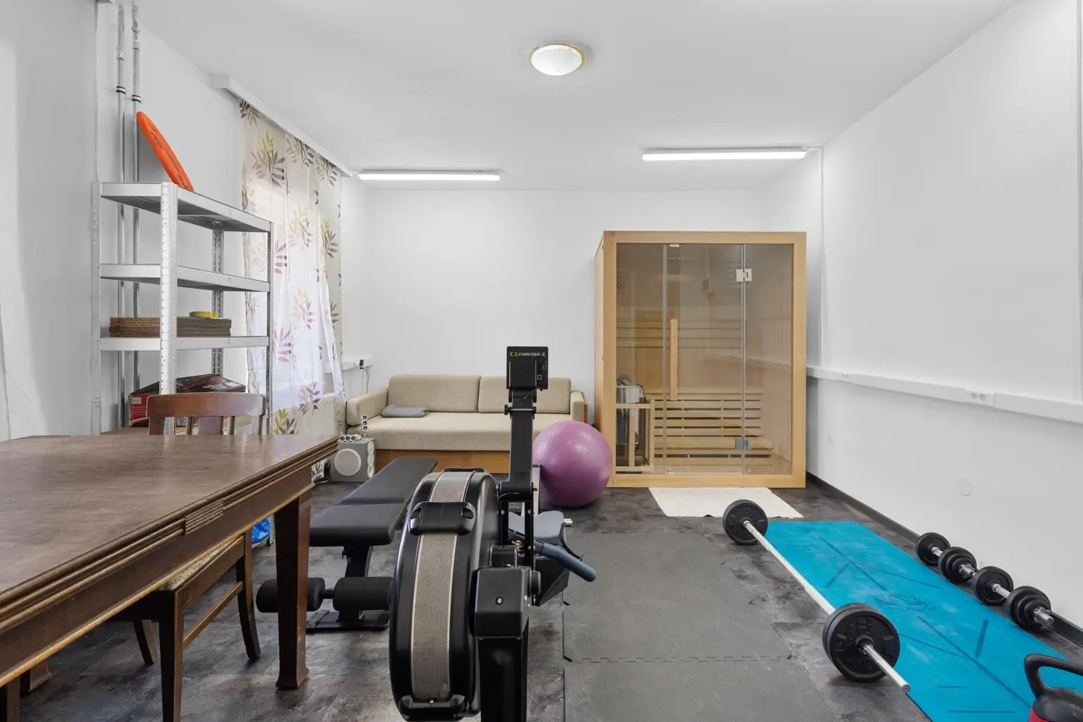 "Ein-/Zweifamilienhaus in ruhiger Lage – mit Sauna & Kachelofen!"