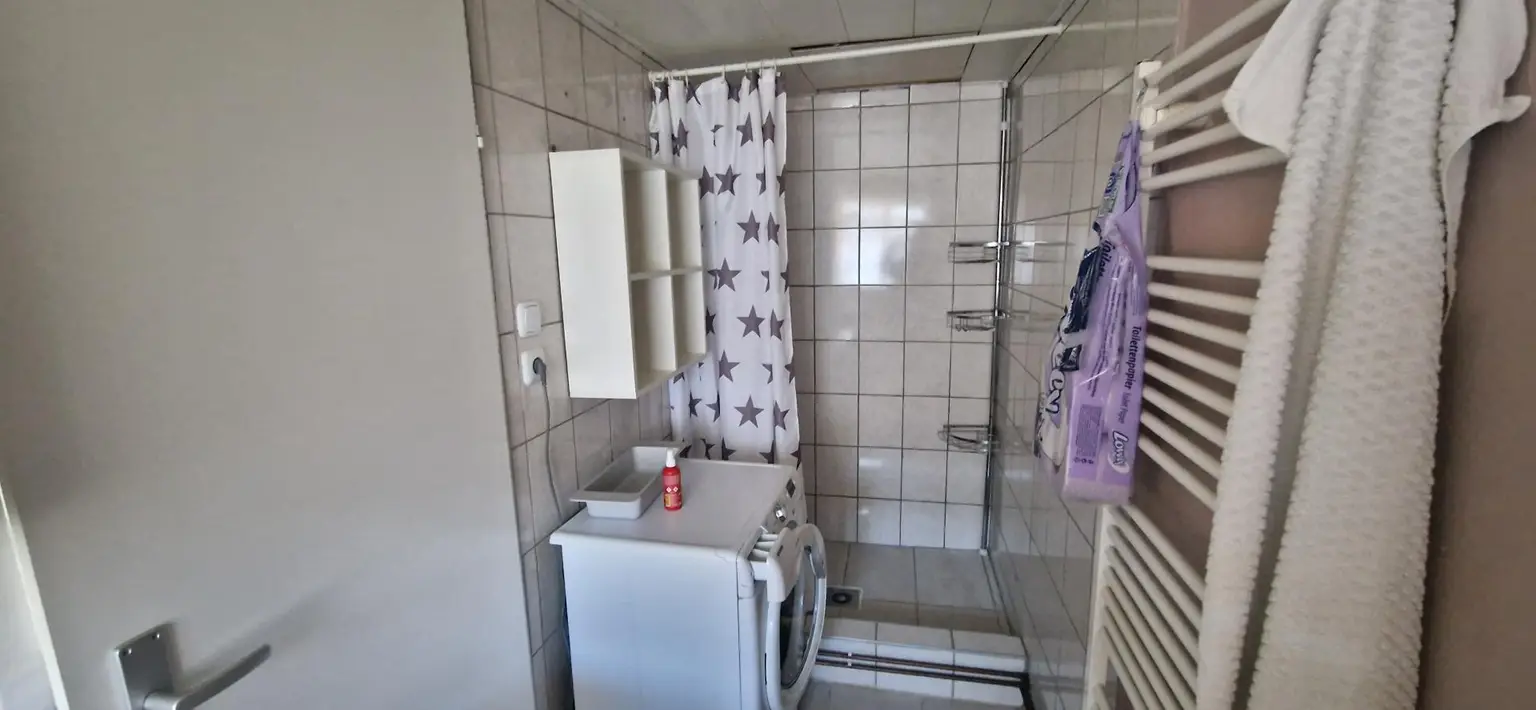 Charmantes, bezugsfertiges Haus mit Garten, Sommerküche und Gästezimmer