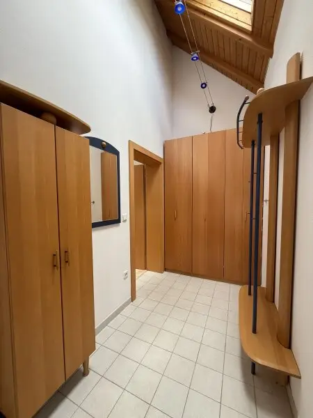 Möbliertes Einfamilienhaus mit Garten, Pool und Sauna