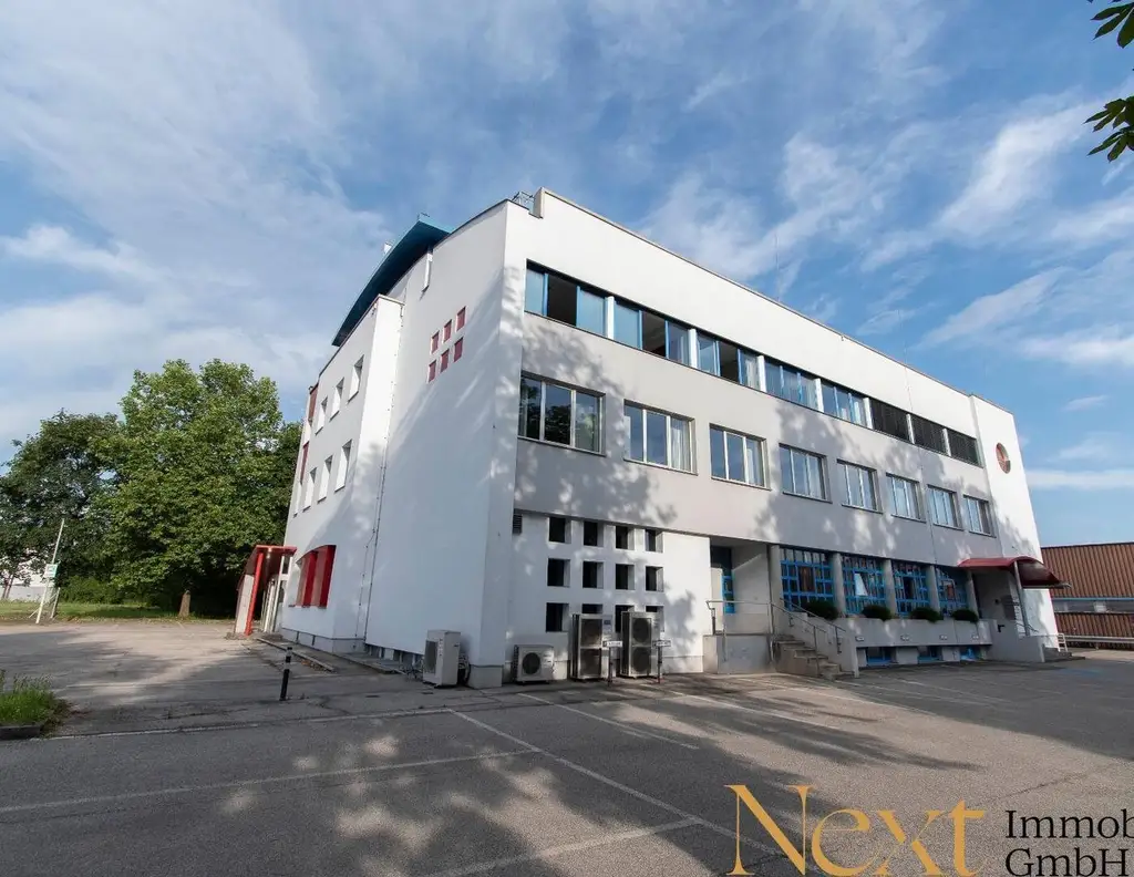 Zentrale Bürofläche in Linz zu vermieten!