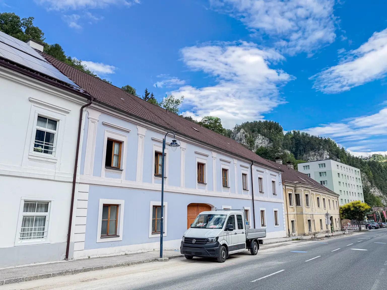Mehrfamilienhaus mit 5 Wohneinheiten zu verkaufen!