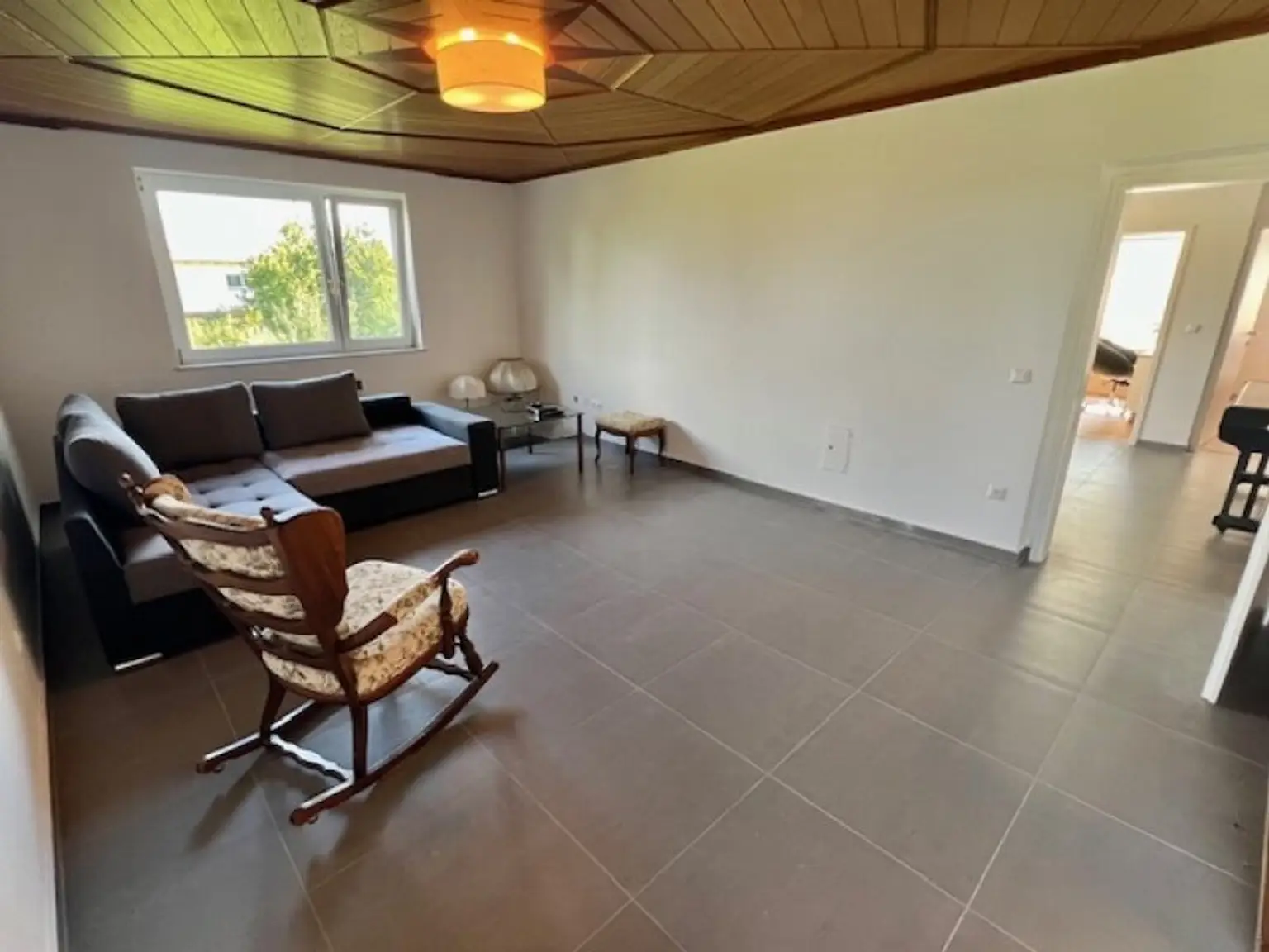 Seeblick inklusive! Bungalow mit 3 Schlafzimmern und charmantem Garten- mit Erweiterungsmöglichkeit!