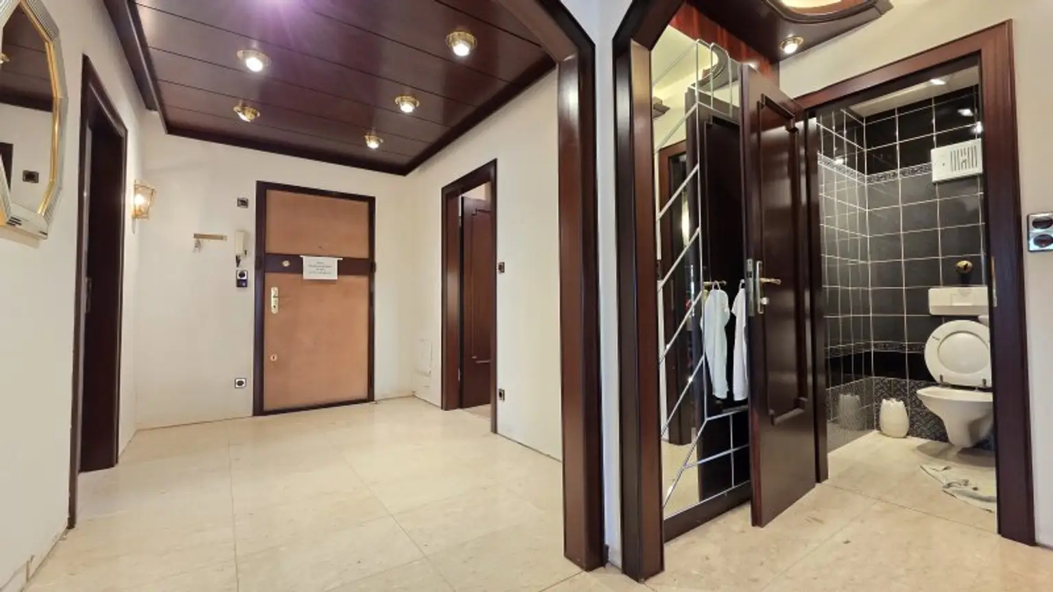 Charmante 3-Zimmer-Wohnung in 1100 Wien – Ihre Sanierungschance mit Loggia * KFZ Garagenplatz * Sauna