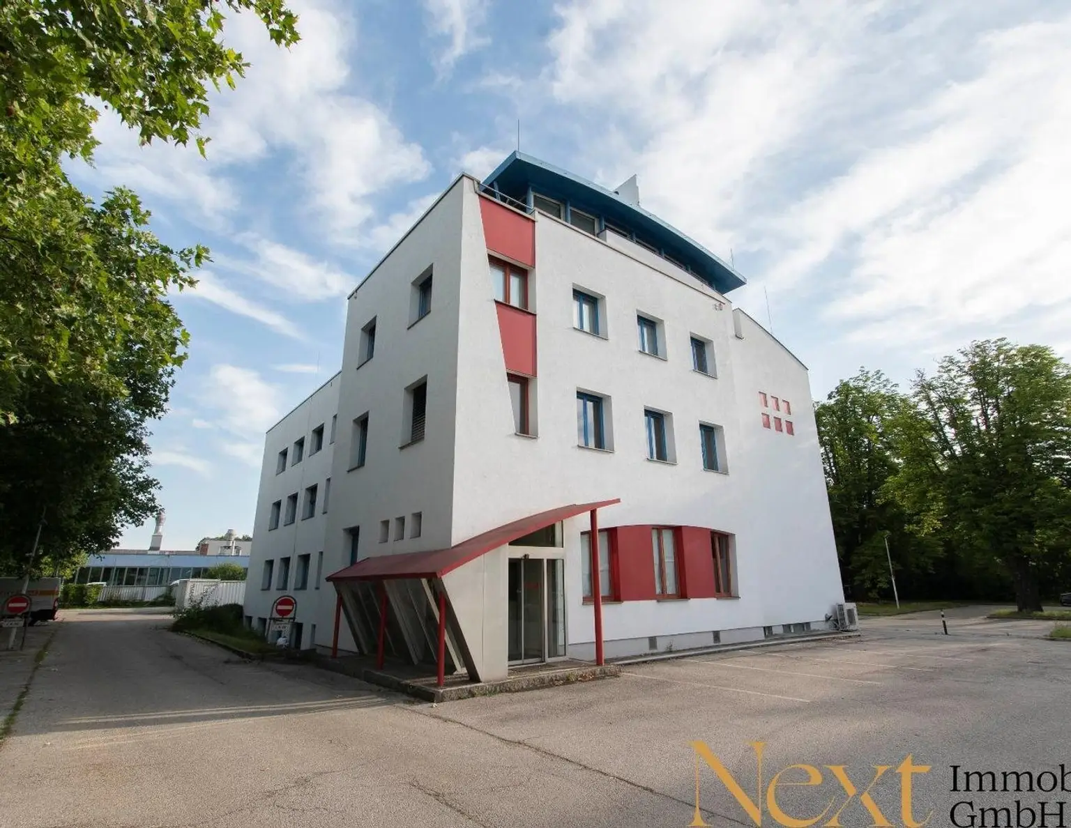Zentrale Bürofläche in Linz zu vermieten!