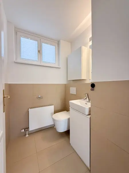 Exklusive 3-Zimmer-Dachgeschoßwohnung mit Klimaanlage und Dachterrasse – Kärntner Ring, 1010 Wien