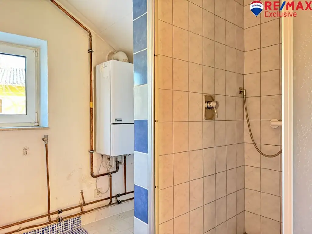 Wohnen im Grünen – Einfamilienhaus mit 653 m² Grund in Bad Fischau-Brunn zu kaufen!