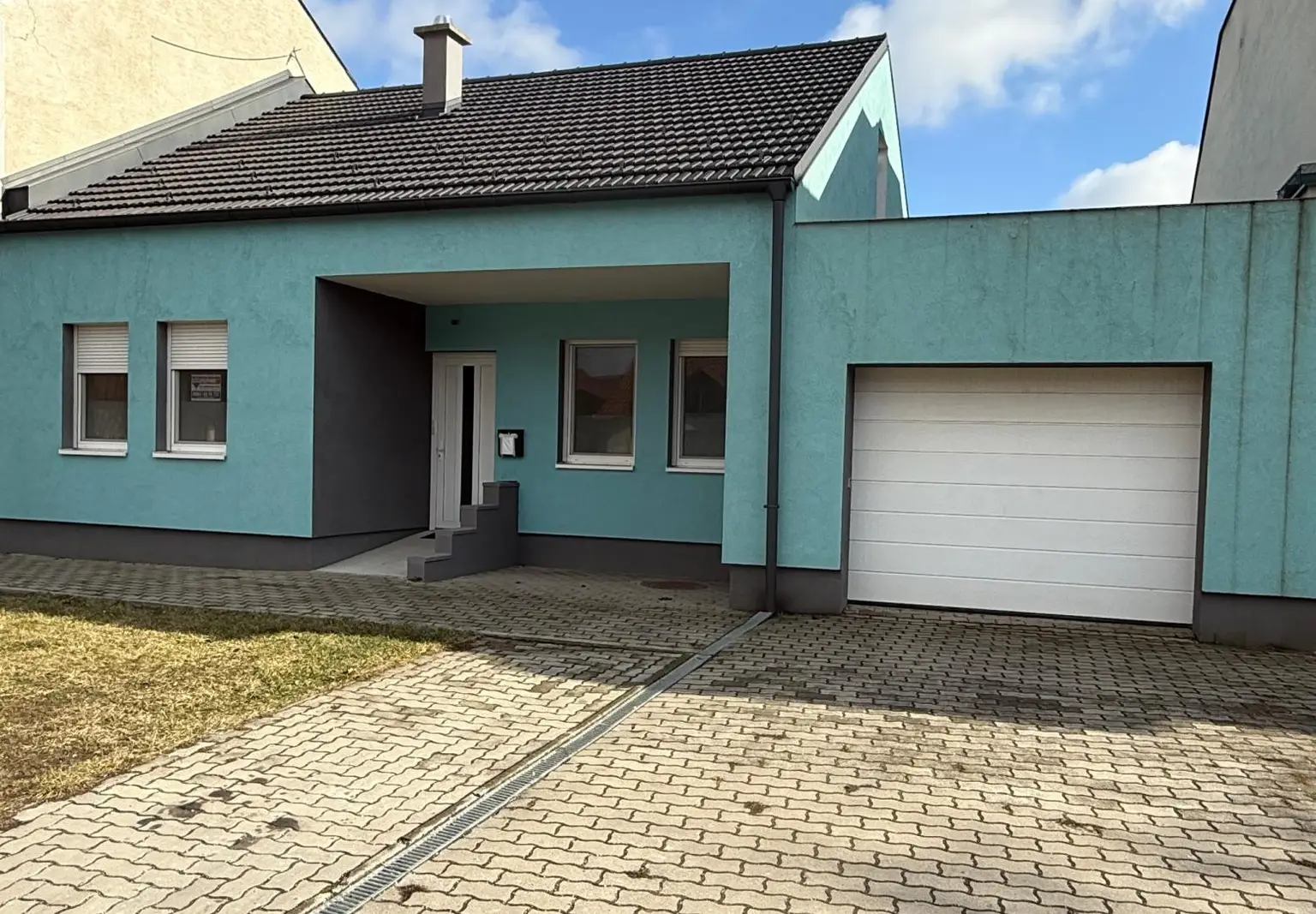 Ansicht von der Strasse