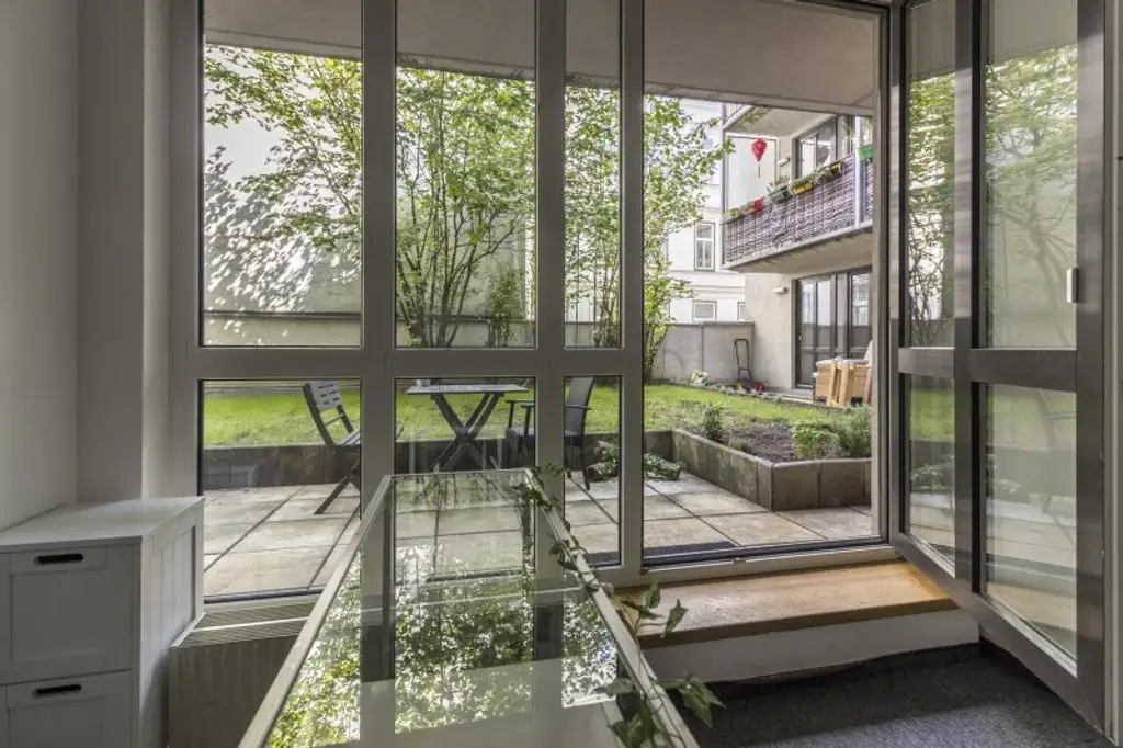 Mariahilfer Straße - Büro mit Terrasse & Garten - Parkplatz möglich